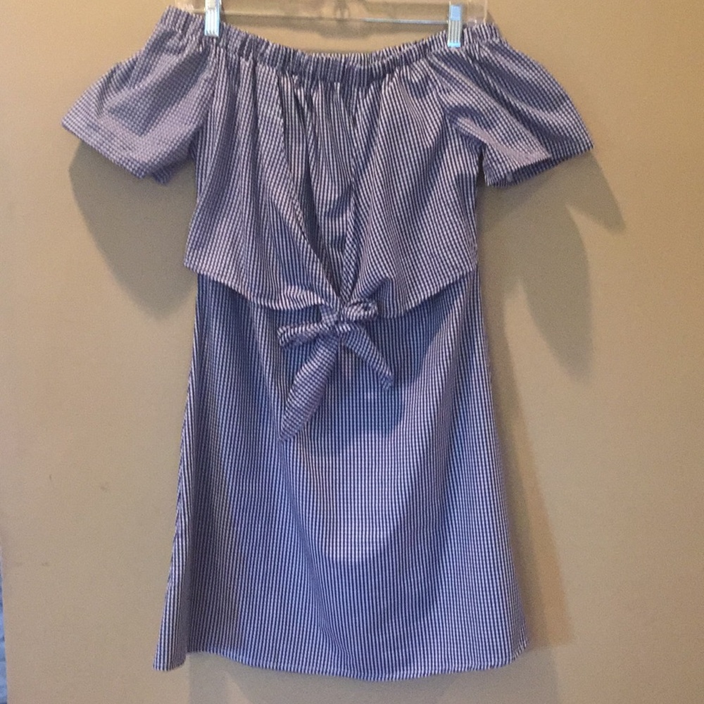Off the shoulder dress with front tie